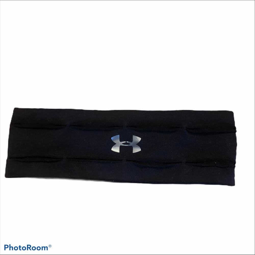 Under Armour black headband